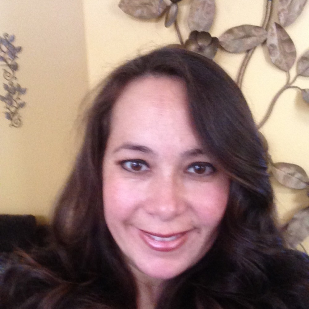 Meet your Posher, Adrienne